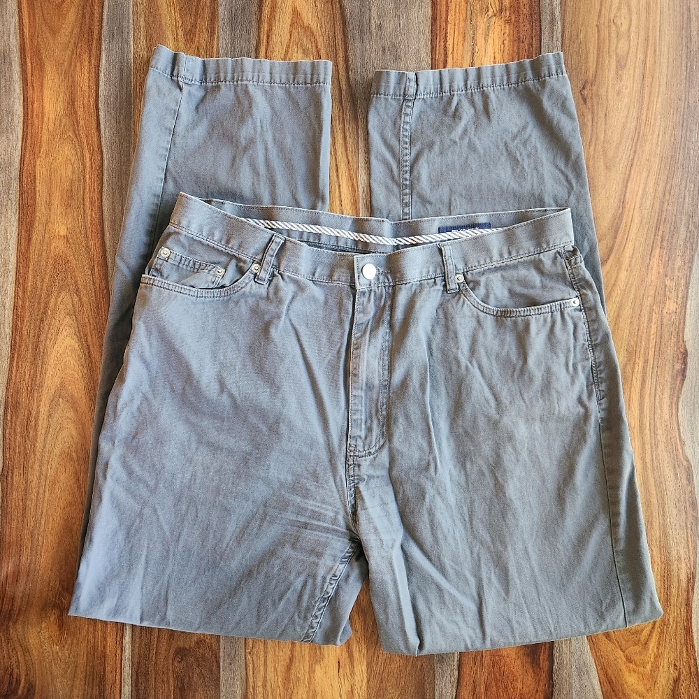 Worn, Faded and Comfortable Men's Cremieux Casual Pants 36 x 32